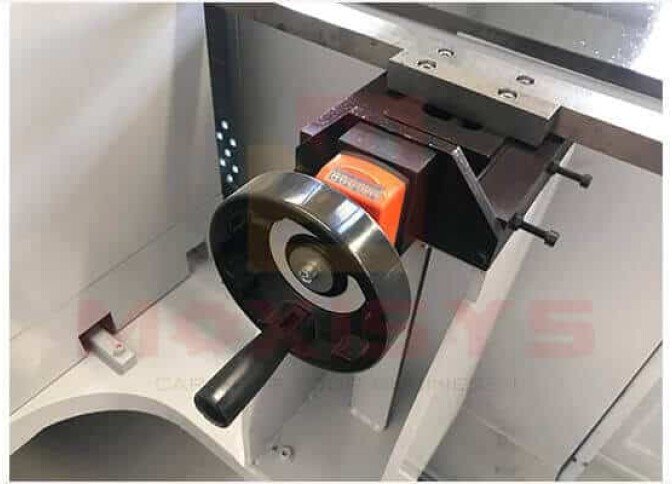 Automatic End Milling Machine Blade Move Details 3